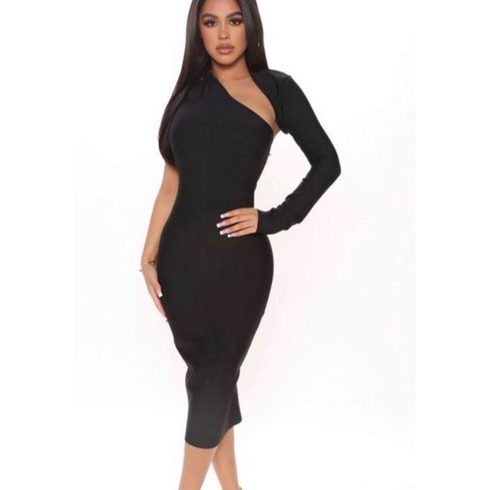 NWT Fashion Nova Black Cut Out Dress